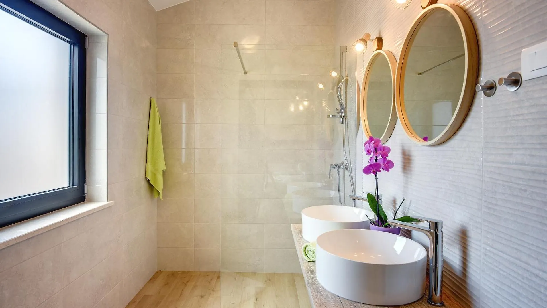 Villa Radola Residence Only 3 Km From Beach For 6 People With Private Pool & Large Garden Hrboki