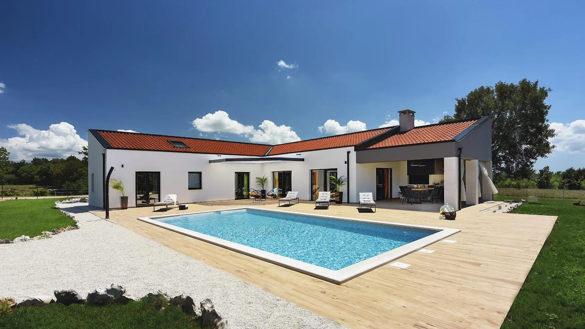 Villa Radola Residence Only 3 Km From Beach For 6 People With Private Pool & Large Garden Hrboki